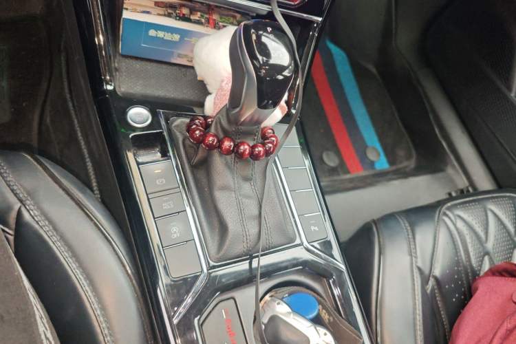 Used Volkswagen Passat 2022 330TSI Elite Edition Gear Lever
