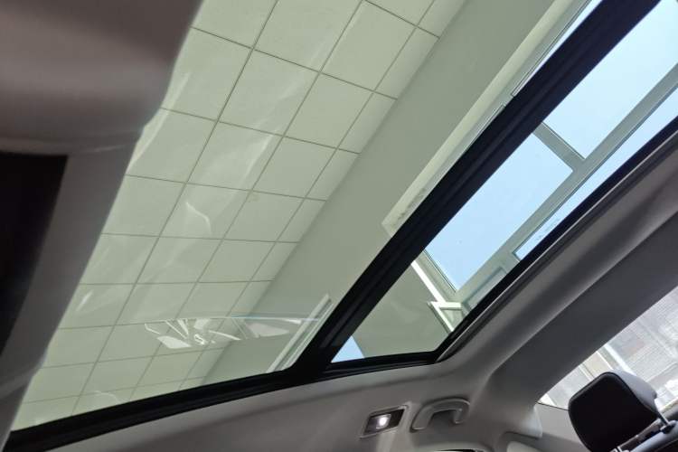Used Volkswagen Passat 2022 330TSI Starry Elite Edition Headliner