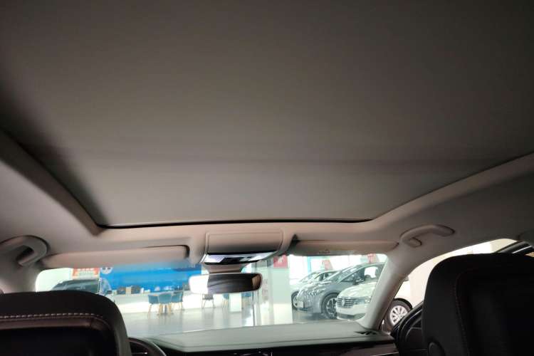 Used Volkswagen Passat 2022 330TSI Luxury Edition Headliner