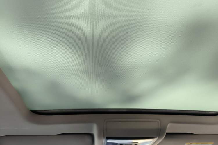Used Volkswagen Passat 2022 330TSI Starry Luxury Edition Headliner