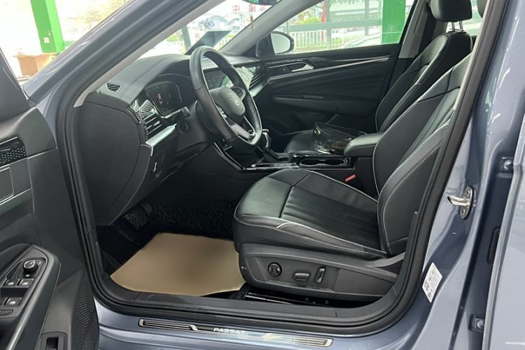 Used Volkswagen Passat 2022 330TSI Starry Elite Edition Interior 1