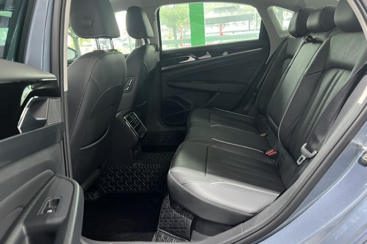 Used Volkswagen Passat 2022 330TSI Starry Elite Edition Interior 3
