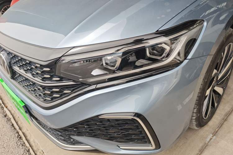 Used Volkswagen Passat 2022 330TSI Starry Luxury Edition Left Front Headlight