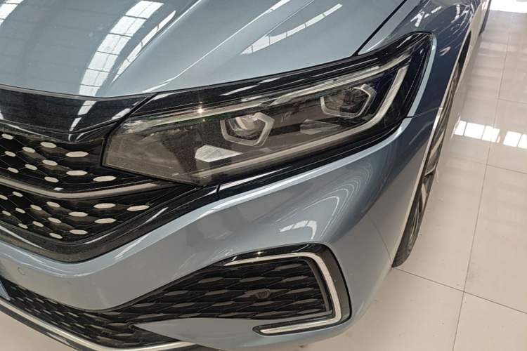 Used Volkswagen Passat 2022 330TSI Starry Luxury Edition Left Front Headlight