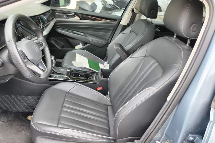Used Volkswagen Passat 2022 330TSI Starry Elite Edition Left Front Seat