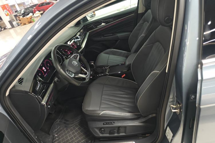 Used Volkswagen Passat 2022 330TSI Starry Luxury Edition Left Front Seat