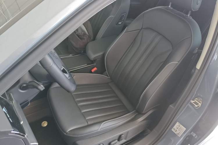 Used Volkswagen Passat 2022 330TSI Starry Elite Edition Left Front Seat