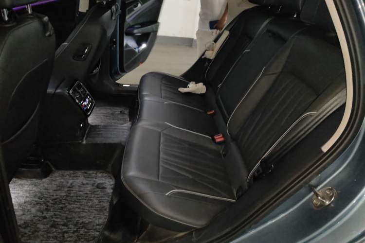 Used Volkswagen Passat 2022 330TSI Starry Luxury Edition Left Rear Seat