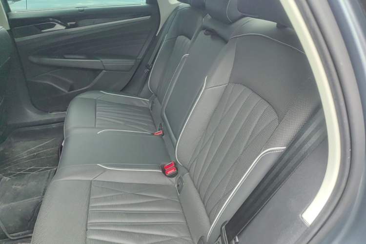 Used Volkswagen Passat 2022 330TSI Starry Luxury Edition Left Rear Seat