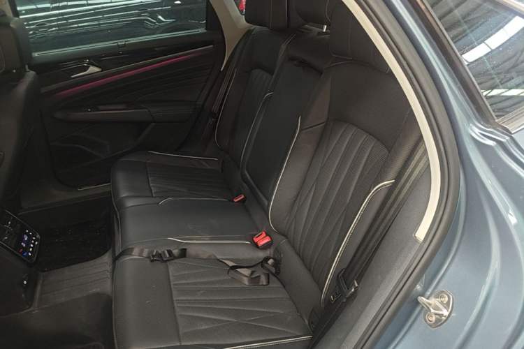 Used Volkswagen Passat 2022 330TSI Starry Luxury Edition Left Rear Seat