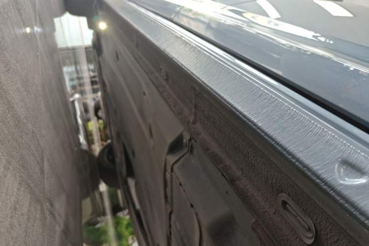 Used Volkswagen Passat 2022 330TSI Luxury Edition Left Side Sill