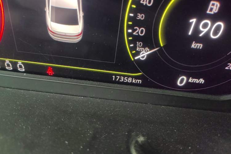 Used Volkswagen Passat 2022 330TSI Starry Luxury Edition Odometer Close Up