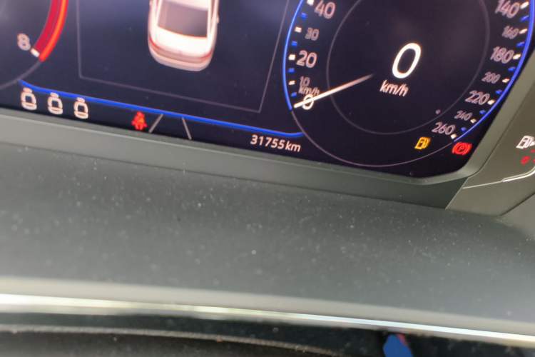 Used Volkswagen Passat 2022 330TSI Starry Luxury Edition Odometer Close Up