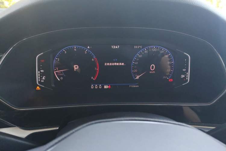 Used Volkswagen Passat 2022 330TSI Starry Luxury Edition Odometer Close Up