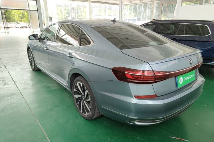 Used Volkswagen Passat 2022 330TSI Starry Elite Edition Custom Version Rear Left 45 Deg