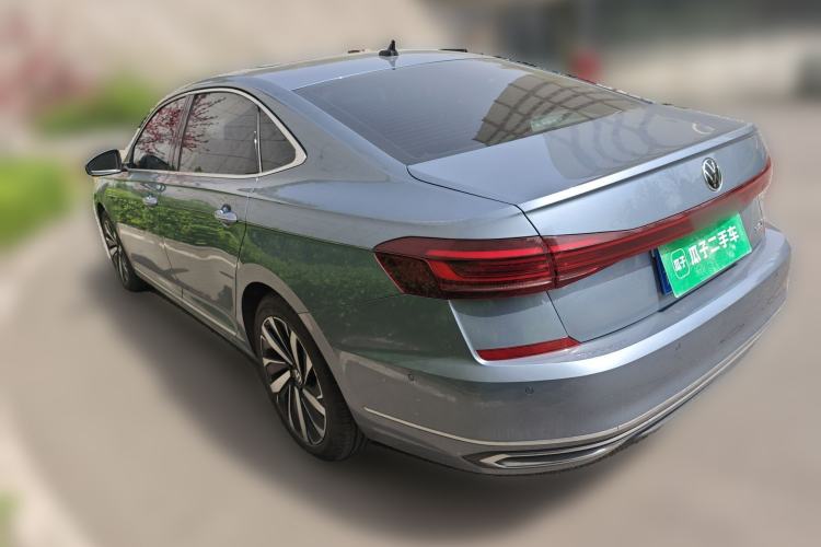 Used Volkswagen Passat 2022 330TSI Starry Luxury Edition Rear Left 45 Deg