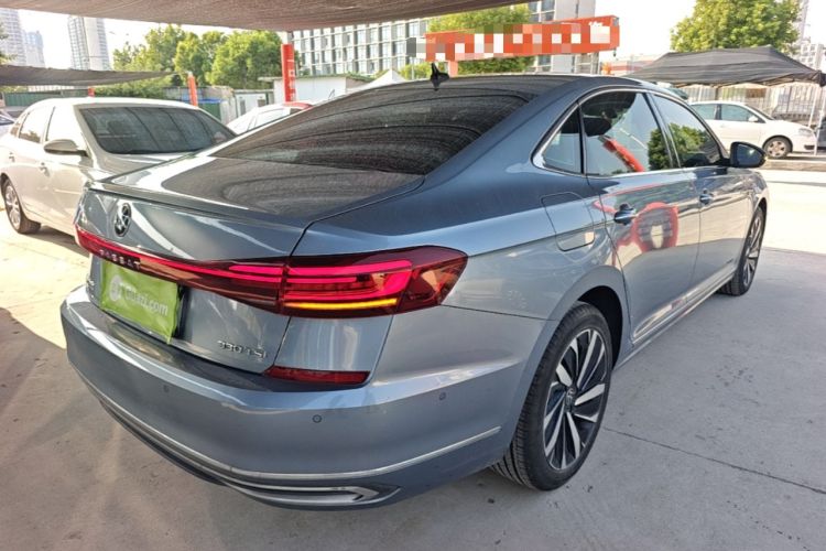 Used Volkswagen Passat 2022 330TSI Starry Luxury Edition Rear Right 45 Deg