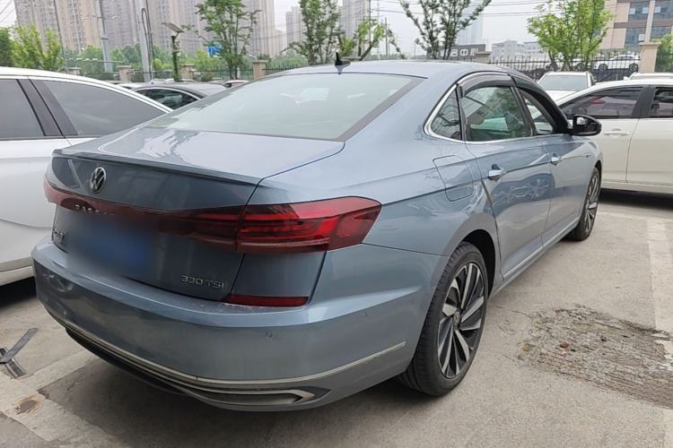 Used Volkswagen Passat 2022 330TSI Luxury Edition Rear Right 45 Deg