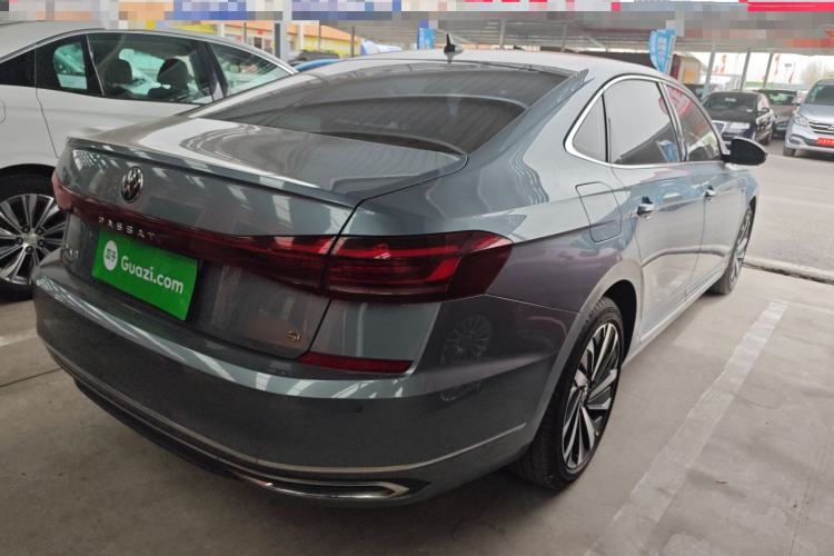 Used Volkswagen Passat 2022 330TSI Starry Luxury Edition Rear Right 45 Deg