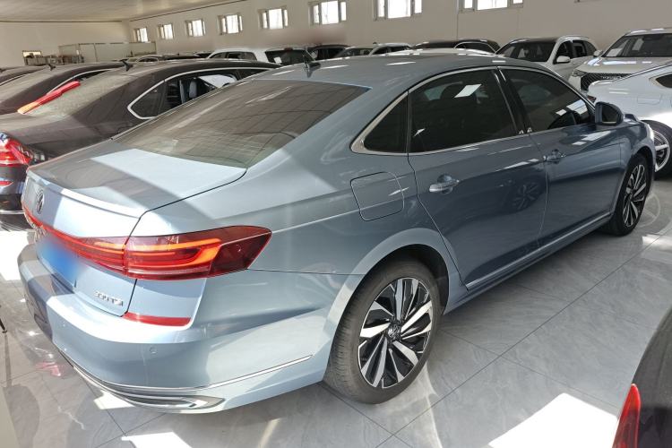 Used Volkswagen Passat 2022 330TSI Starry Elite Edition Rear Right 45 Deg
