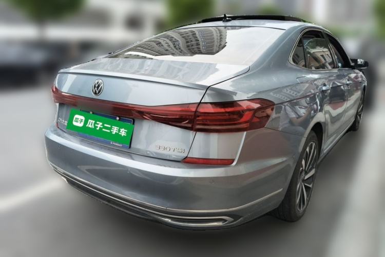 Used Volkswagen Passat 2022 330TSI Starry Elite Edition Rear Right 45 Deg