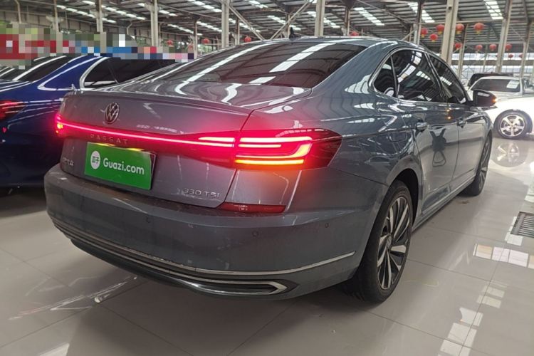 Used Volkswagen Passat 2022 330TSI Starry Luxury Edition Rear Right 45 Deg