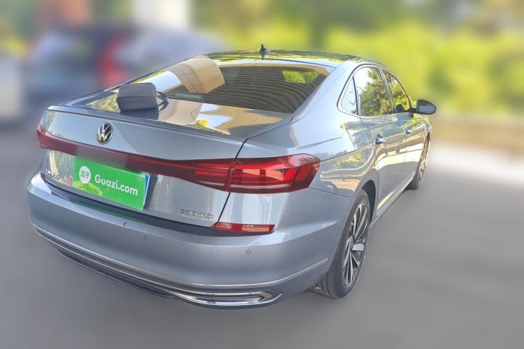 Used Volkswagen Passat 2022 330TSI Starry Luxury Edition Rear Right 45 Deg