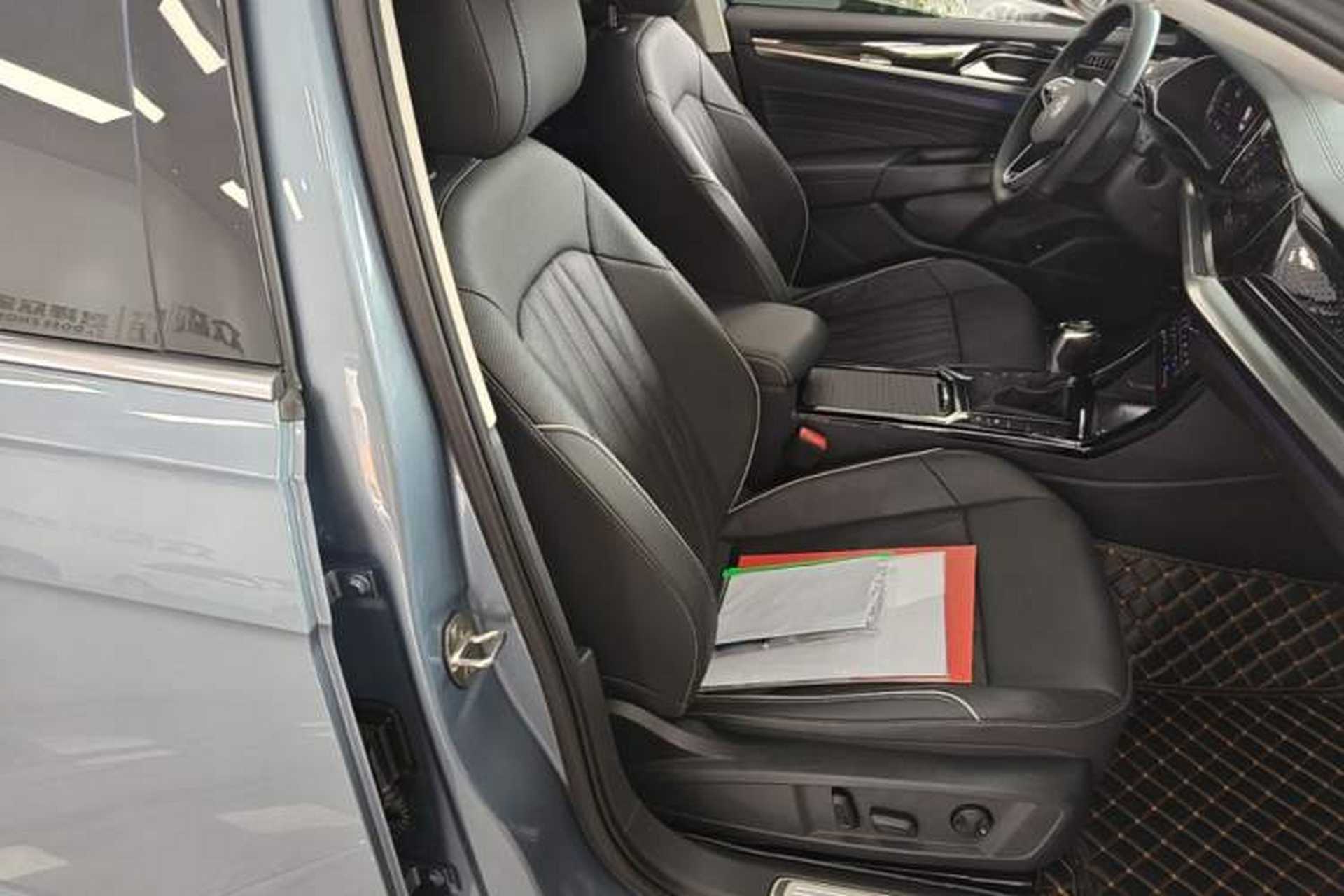 Used Volkswagen Passat 2022 330TSI Luxury Edition Right Front Seat