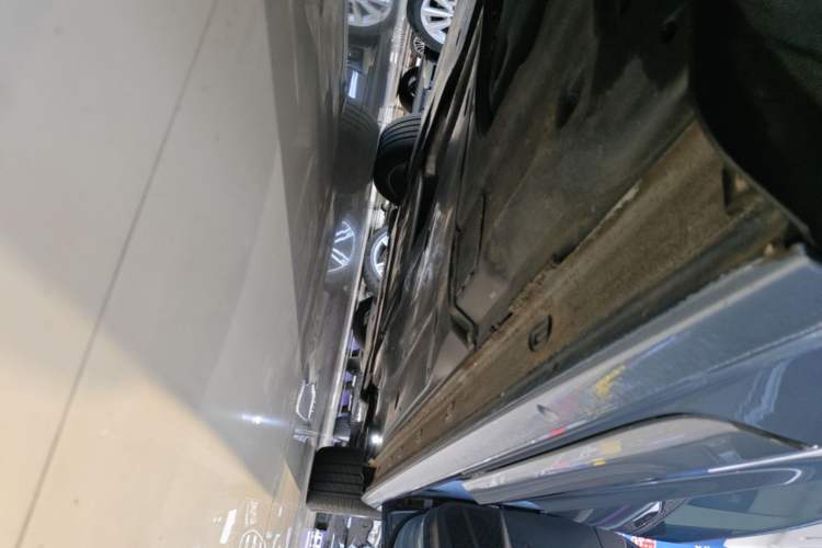 Used Volkswagen Passat 2022 330TSI Luxury Edition Right Side Sill