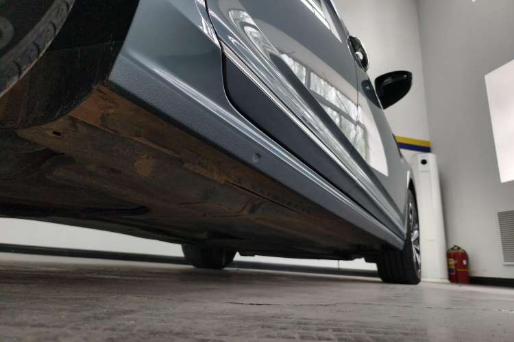 Used Volkswagen Passat 2022 330TSI Starry Luxury Edition Right Side Sill