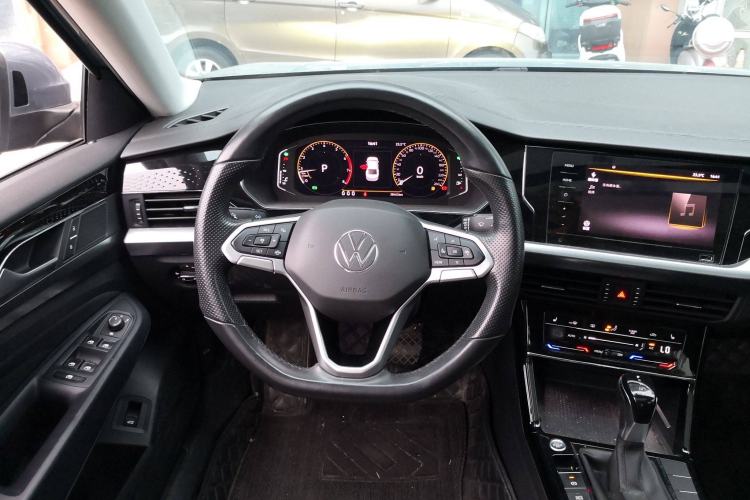 Used Volkswagen Passat 2022 330TSI Starry Elite Edition Steering Wheel
