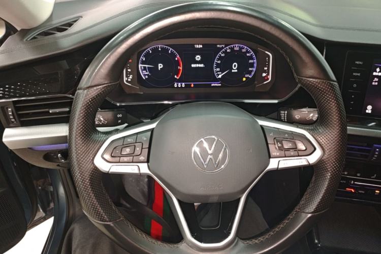 Used Volkswagen Passat 2022 330TSI Starry Elite Edition Steering Wheel
