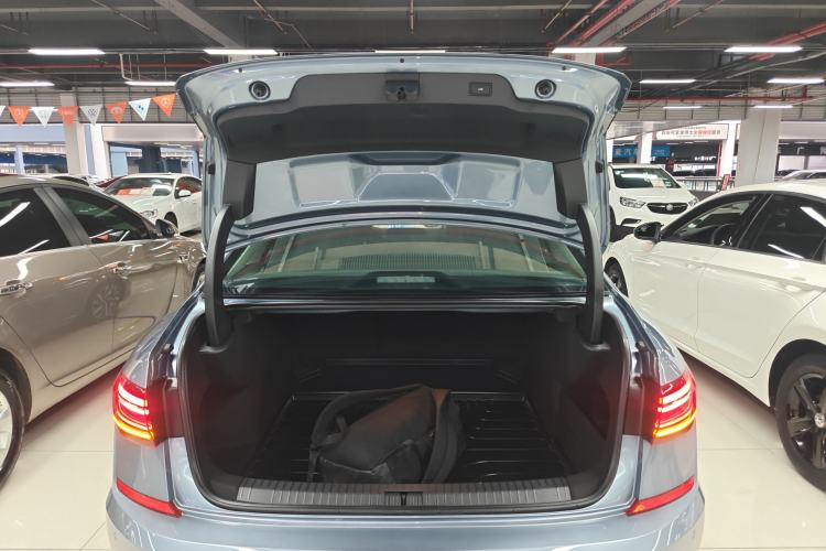 Used Volkswagen Passat 2022 330TSI Starry Luxury Edition Trunk