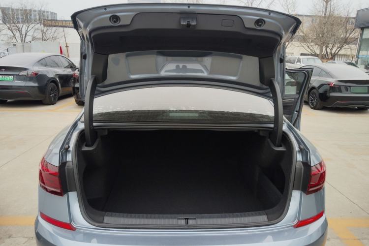 Used Volkswagen Passat 2022 330TSI Starry Luxury Edition Trunk