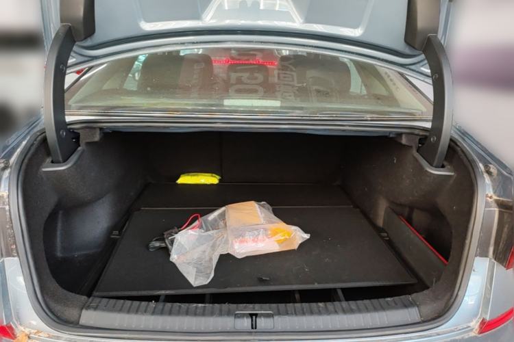 Used Volkswagen Passat 2022 330TSI Luxury Edition Trunk