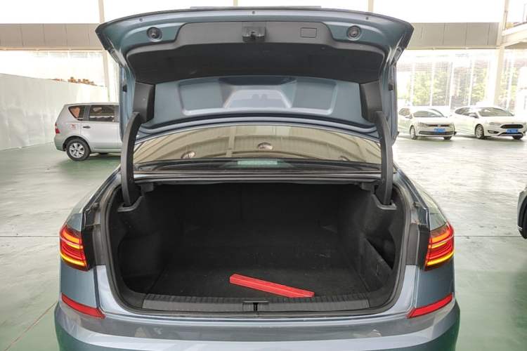 Used Volkswagen Passat 2022 330TSI Starry Elite Edition Custom Version Trunk