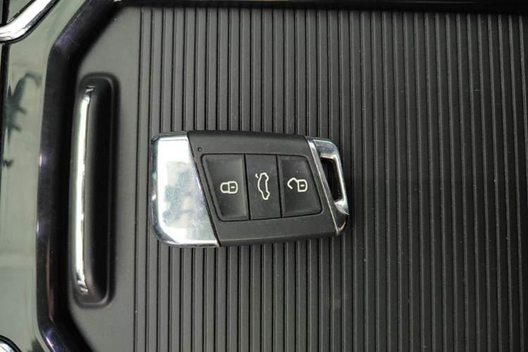 Used Volkswagen Passat 2022 330TSI Starry Elite Edition Custom Version Vehicle Key