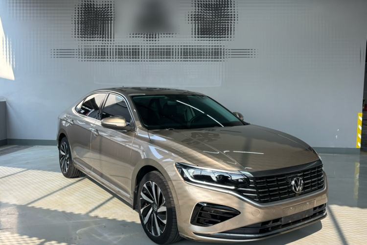 Used Volkswagen Passat 2022 330TSI Elite Edition Custom Version Exterior 10