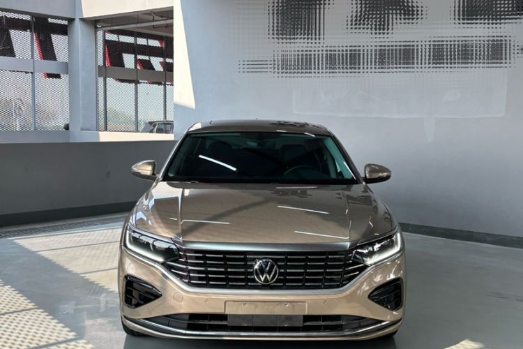 Used Volkswagen Passat 2022 330TSI Elite Edition Custom Version Exterior 11