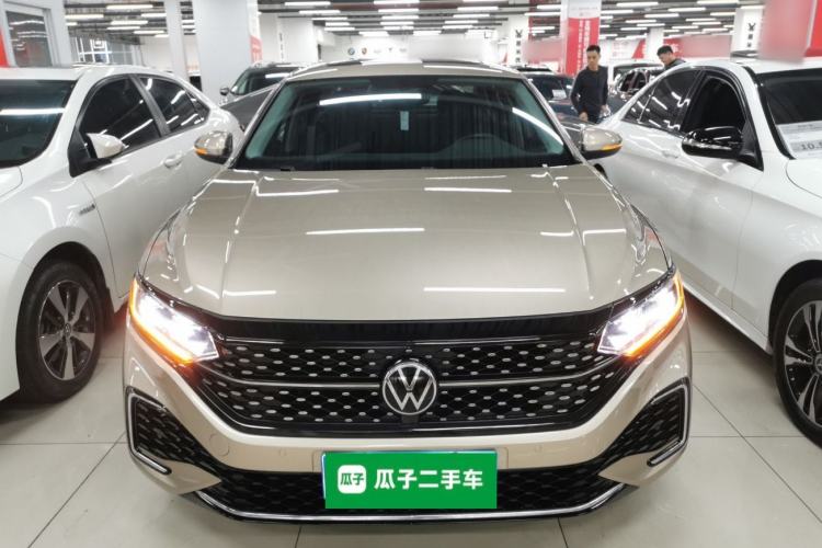 Used Volkswagen Passat 2022 330TSI Starry Elite Edition Front