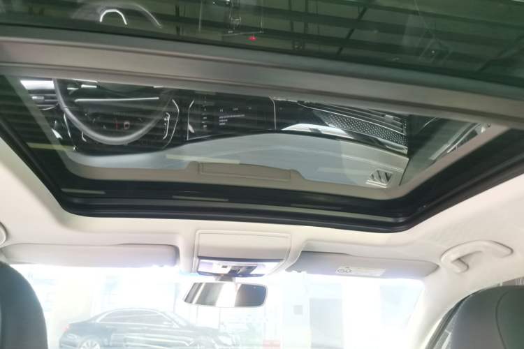 Used Volkswagen Passat 2022 330TSI Elite Edition Custom Version Headliner