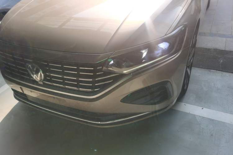 Used Volkswagen Passat 2022 330TSI Elite Edition Custom Version Left Front Headlight