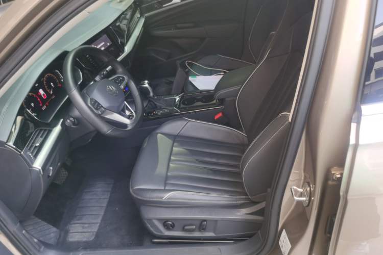 Used Volkswagen Passat 2022 330TSI Elite Edition Custom Version Left Front Seat