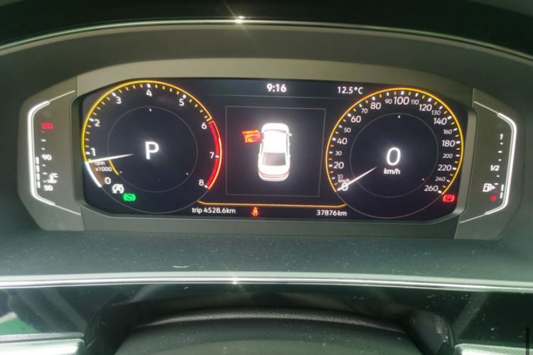 Used Volkswagen Passat 2022 330TSI Elite Edition Custom Version Odometer Close Up