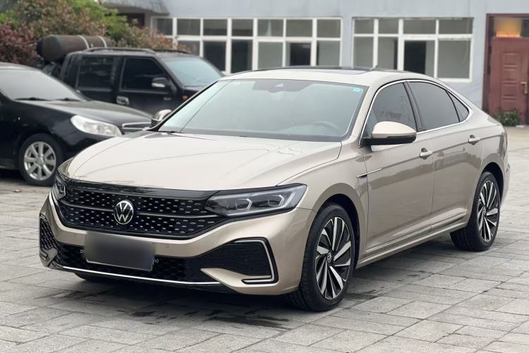 Used Volkswagen Passat 2022 330TSI Starry Luxury Edition Guazi used car, China used car export, Used car for sale, Used  cars, Cheapest cars for sale