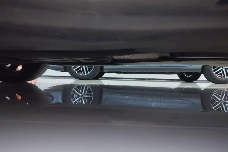 Used Volkswagen Passat 2022 330TSI Luxury Edition Chassis Front Left