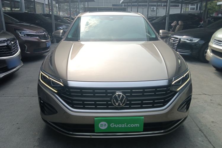 Used Volkswagen Passat 2022 330TSI Luxury Edition Front