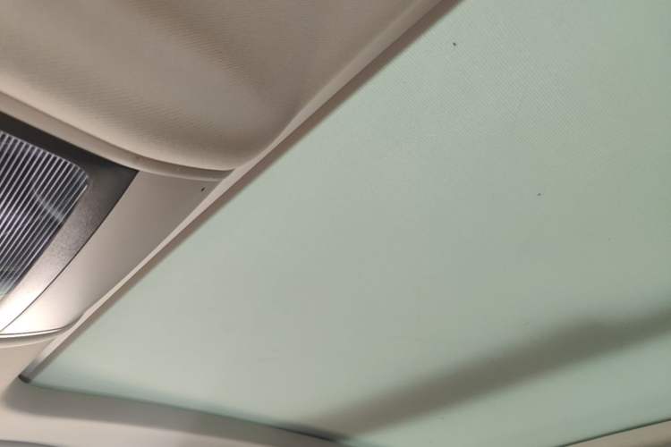 Used Volkswagen Passat 2022 330TSI Starry Luxury Edition – Exclusive Special Edition Headliner