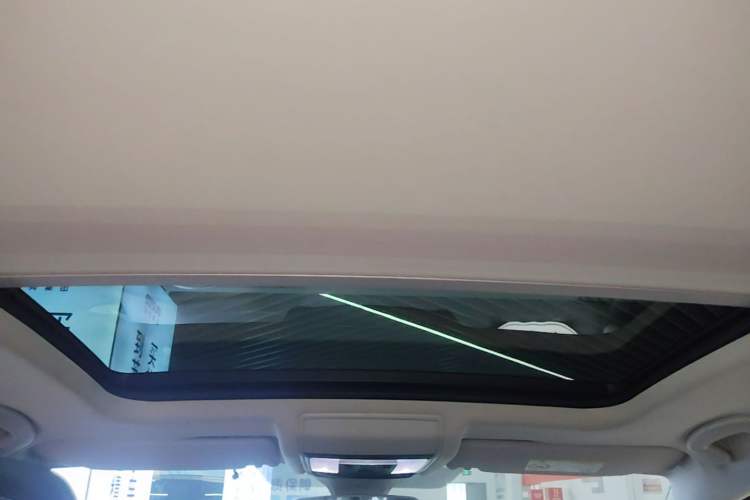 Used Volkswagen Passat 2022 330TSI Luxury Edition Headliner