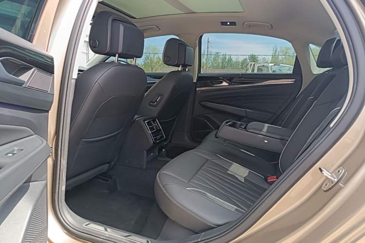 Used Volkswagen Passat 2022 330TSI Luxury Edition Left Rear Seat